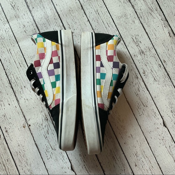 Checkered Vans - sz 6 - Rainbow Checker - Classic Sneakers - Picture 4 of 6